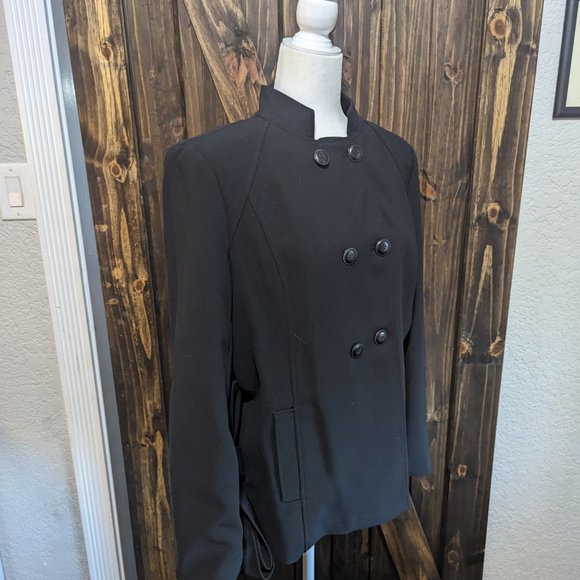 NEW Halogen Coat with Detachable Cape - Picture 2 of 6